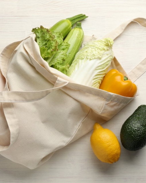 Torby materiałowe - ekologiczny wybór, który łączy styl z praktycznością