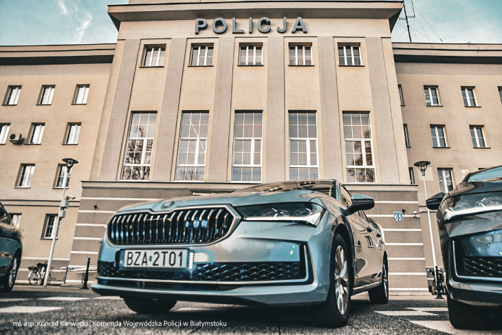 Nowe nieoznakowane radiowozy w służbie podlaskiej policji