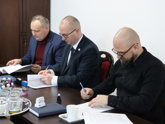 Podpisanie umowy na odbiór odpadów w Mieście Grajewo
