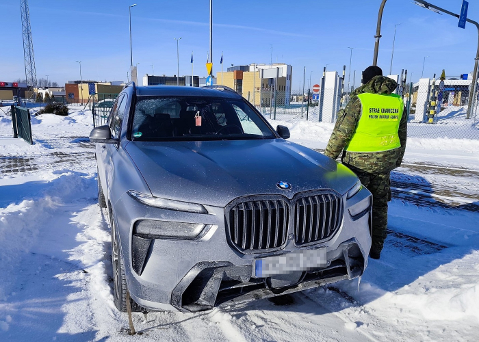 Odzyskali kradzione BMW warte blisko pół miliona złotych