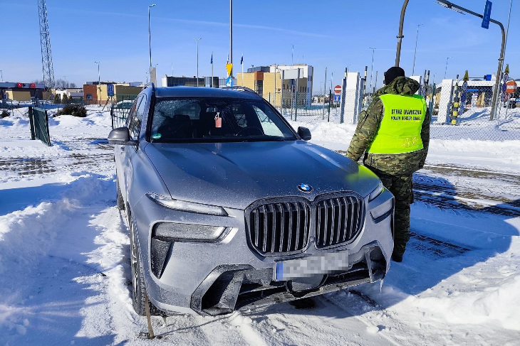 Odzyskali kradzione BMW warte blisko pół miliona złotych