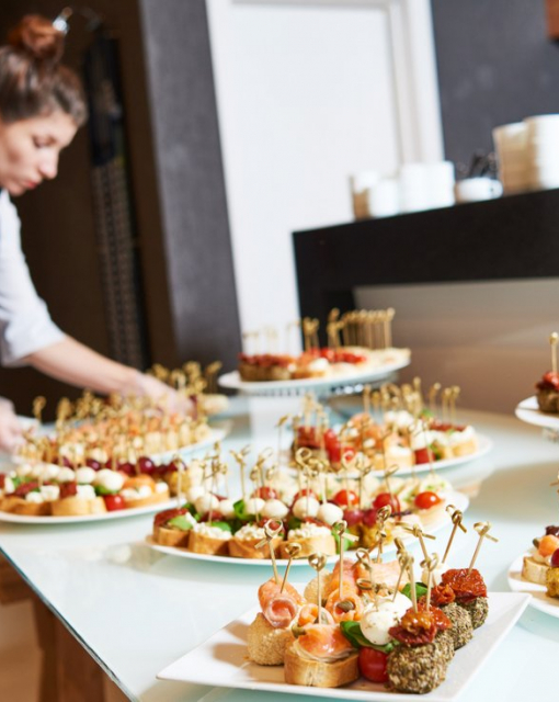 Jak wybrać catering w Katowicach?