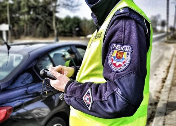 Nałożyli na kierowcę mandat w wysokości 2700 zł