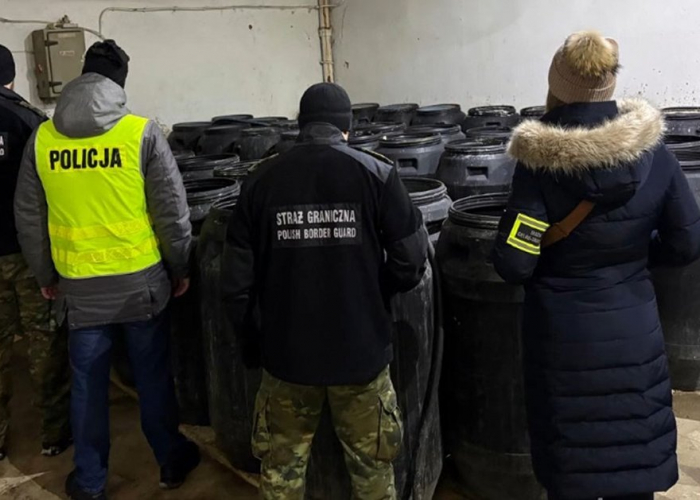 Zabezpieczyli 8700 litrów zacieru!