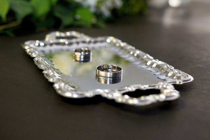 Eleganckie zaproszenia na ślub: które zachwycą Twoich gości?