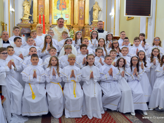 I Komunia Święta w parafii Trójcy Przenajświętszej 