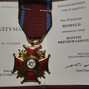 1. 