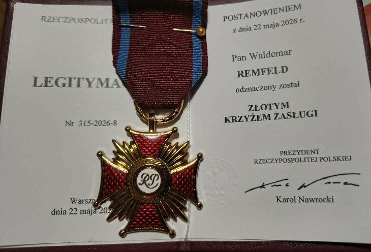 Złoty Krzyż Zasługi dla Waldemara Remfelda