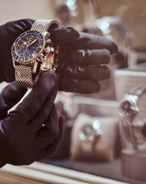 Zegarki Breitling - co sprawia, że wyróżniają się na tle innych marek
