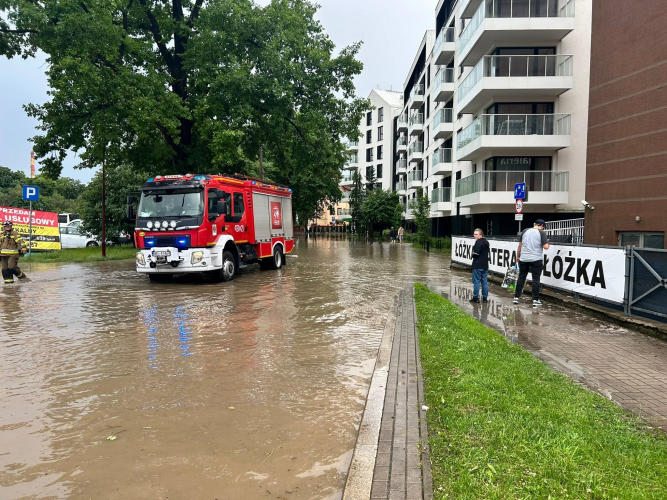 Ełk. Ponad 70 interwencji strażaków