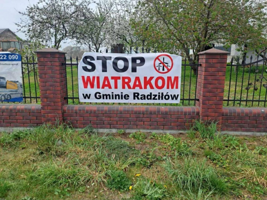 Miał być koniec wiatraków, ale procedury wciąż trwają