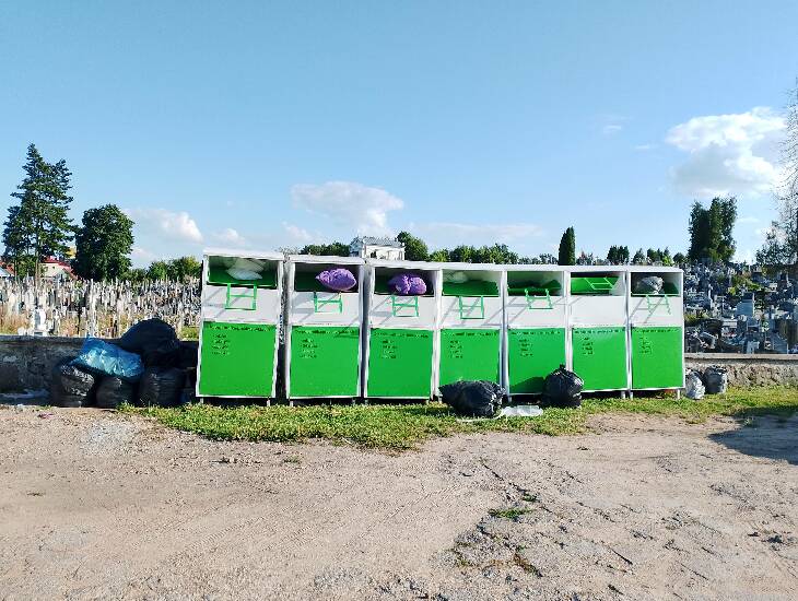 Nowe przepisy, stary bałagan. Czy segregacja tekstyliów działa?