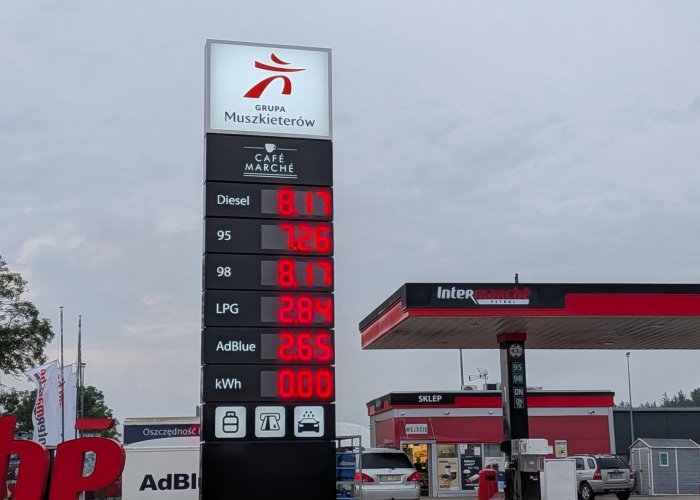 Spokój po wczorajszym szaleństwie na stacjach paliw!  