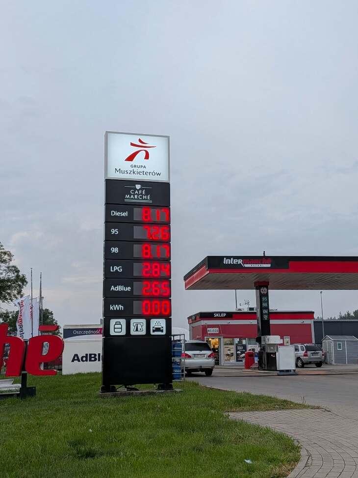 Spokój po wczorajszym szaleństwie na stacjach paliw!  