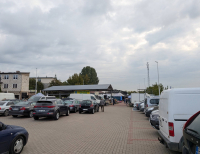 Duży ruch na targowisku w Grajewie