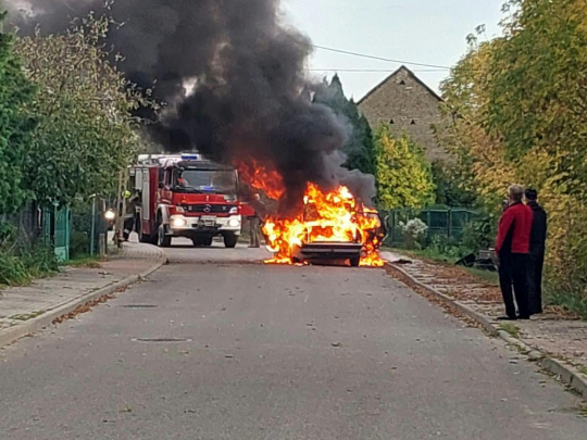 Pożar Audi w Radziłowie. Mechanik daje radę kierowcom!