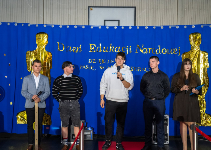 Święto Edukacji w Niećkowie w filmowym stylu