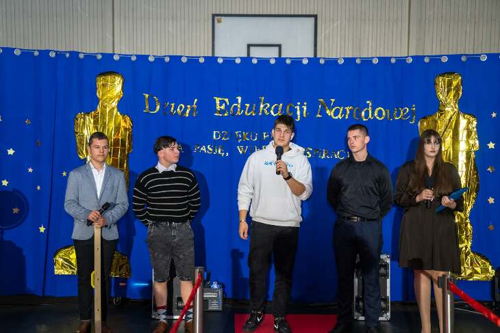 Święto Edukacji w Niećkowie w filmowym stylu