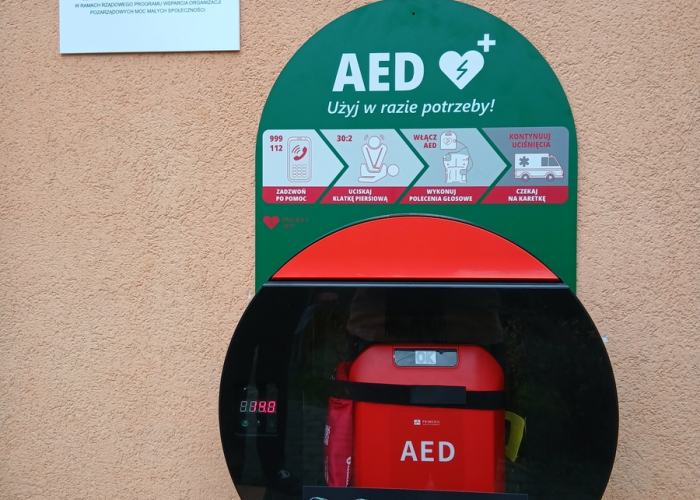 Defibrylator AED w Kramarzewie! Każda sekunda się liczy!