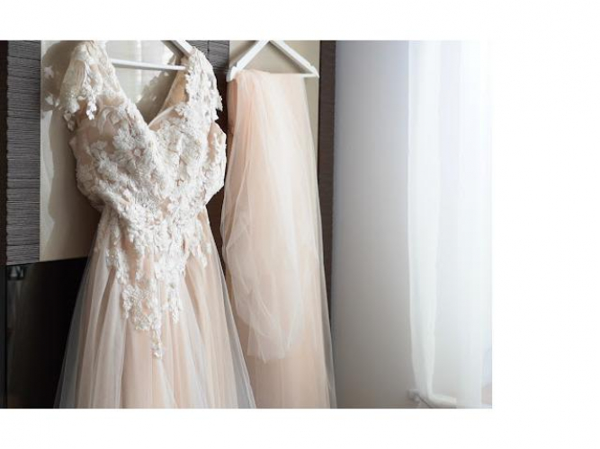 Grajewo ogłoszenia: Witam, sprzedam piękna suknię ślubną w kolorze ivory kupioną w...