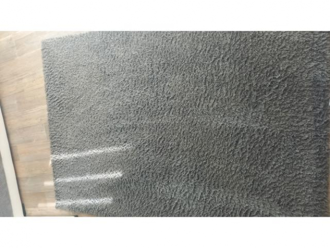 Grajewo ogłoszenia: dywan koloru szarego wymiary 120x170 odświeżony w dobrym stanie