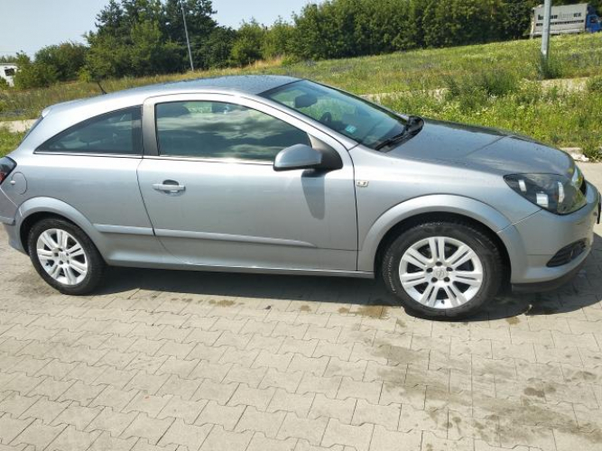 Grajewo ogłoszenia: Opel Astra gtc  ---- 2009 R.----automat---  1600 cm...