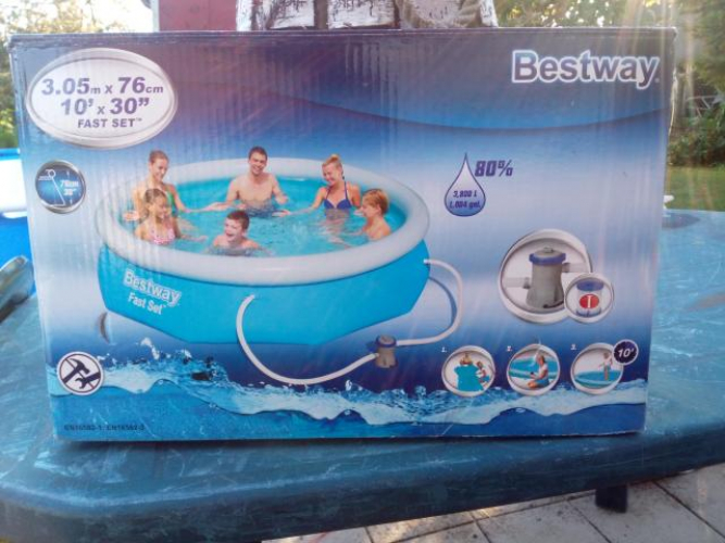 Grajewo ogłoszenia: Sprzedam pompę do basenu nowa nie używana firmy Bestway kompletna.
