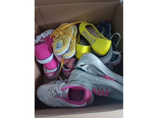 Grajewo ogłoszenia: Lacoste vans Reebok puma adidas markowe buty od 34-38 całość 10 par