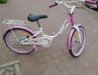 Grajewo ogłoszenia: Sprzedam rower dla dziewczynki. Koła :20cali
