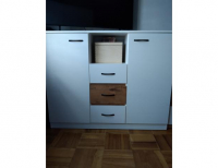 Grajewo ogłoszenia: Sprzedam komodę w stanie bdb.wym.130/105/42 cm.
Po bokach 6...
