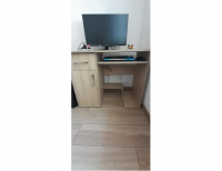 Grajewo ogłoszenia: Sprzedam biurko używane przez 3 miesiące. Wymiary blatu 90x50cm....