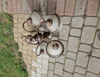 Grajewo ogłoszenia: Sprzedam żyrandol mosieżny 100zl 
Lampa stojąca mosieżna 70 zł