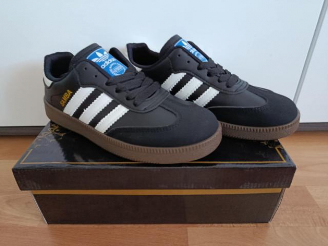 Grajewo ogłoszenia: Sprzedam nowe damskie adidasy Samba, rozmiar 36