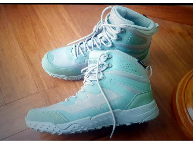 Grajewo ogłoszenia: Witam.
Sprzedam b. ładne  markowe buty sportowe, rozmiar 43....