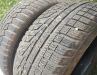 Grajewo ogłoszenia: Sprzedam dwie opony zimowe rozmiar 235/60R17 XL, stan bieżnika...