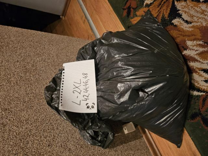 Grajewo ogłoszenia: Sprzedam średni worek ubrań damskich rozmiar L-2XL (42,44,46,48)...
