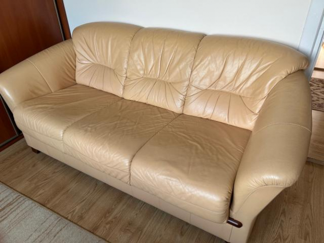 Grajewo ogłoszenia: Sprzedam sofę marki Kler.
Stan dobry.