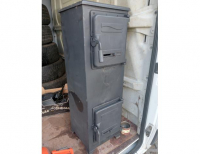 Grajewo ogłoszenia: Sprzedam kominek metalowy, drzwiczki żeliwne. Wyłożony w środku...