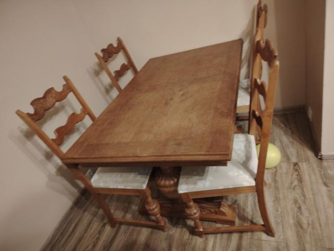 Grajewo ogłoszenia: Proszę pisać SMS, Sprzedam stół dębowy z krzesłami,...