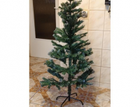 Grajewo ogłoszenia: Sprzedam choinkę z zamontowanym stojakiem , składa się z dwóch...