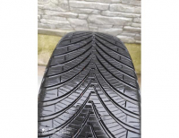 Grajewo ogłoszenia: 4 opony wielosezonowe Kumho 4s ha32 
215 / 60 / 16