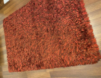 Grajewo ogłoszenia: Oddam dywan Shaggy, rozmiar 120x180cm, kolor ciemna czerwień....