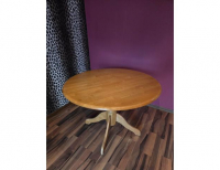 Grajewo ogłoszenia: Sprzedam meble drewniane:
1/ stół okrągły 
2/ 4 krzesła