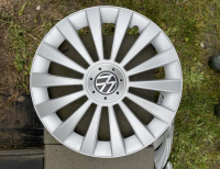 Grajewo ogłoszenia: Sprzedam komplet kołpaków 16 cali ze znaczkami vw, zamienniki,...