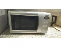 Grajewo ogłoszenia: Sprzedam kuchenkę mikrofalową Panasonic srebrna bez pudełka i...