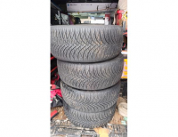 Grajewo ogłoszenia: Sprzedam opony 17/245/45 zimowe w fajnym stanie tanio