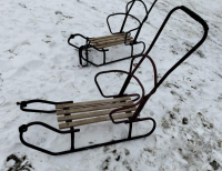 Grajewo ogłoszenia: Sprzedam dwie pary sanek z oparciem z możliwością pchania stan...