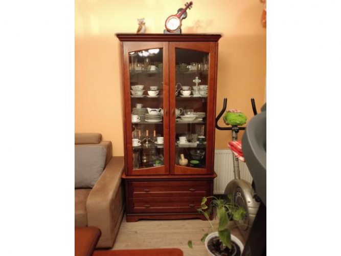 Grajewo ogłoszenia: Spszedam dwie witryny bez zawartości,cena za dwie witryny 900 zł...