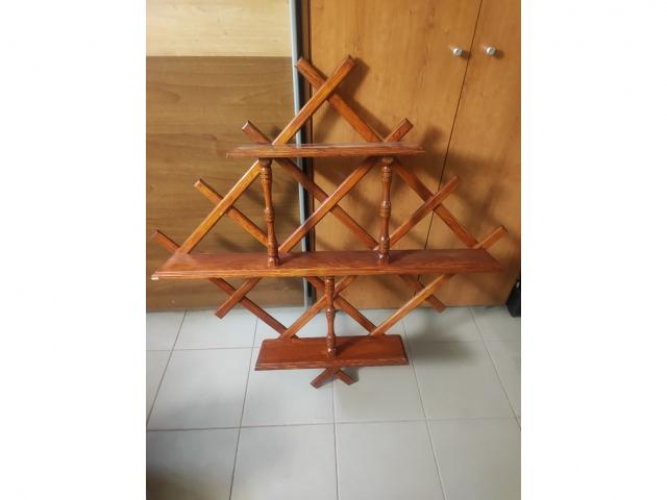 Grajewo ogłoszenia: Sprzedam widoczny na zdjęciach kwietnik, stan bardzo dobry -