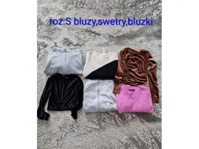 Grajewo ogłoszenia: Sprzedam ubrania roz.S. 2 bluzy, 2swetery, 2 bluzki.stan dobry.